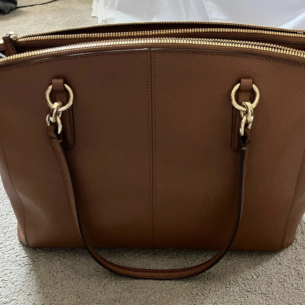 Designer Coach purse - Picture 2 of 5